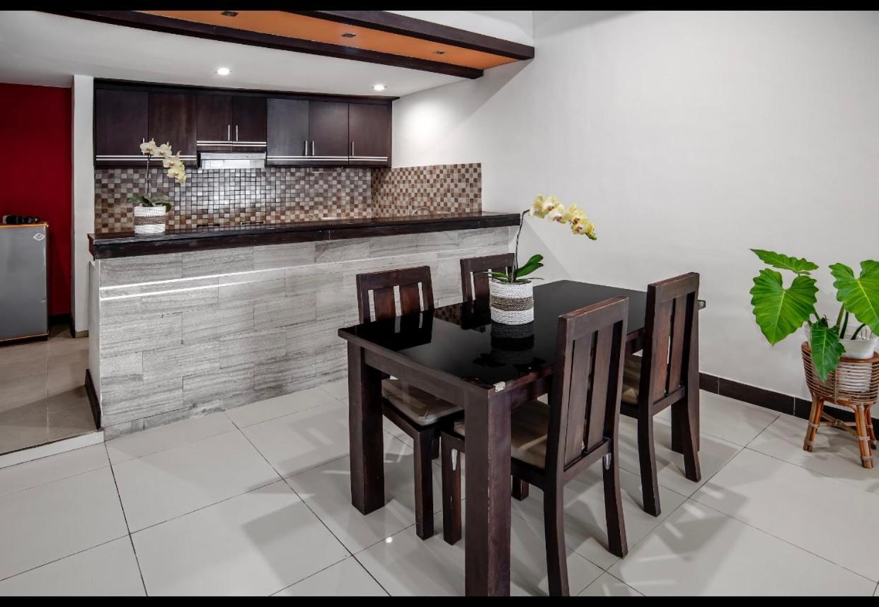 Pondok Arya Kuta Villas By Kamara Luaran gambar